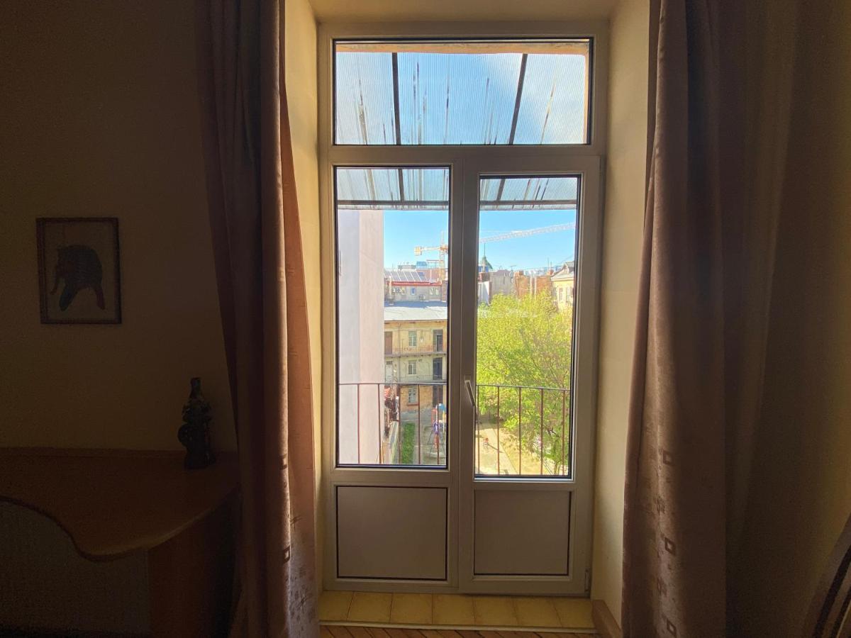Apartment On Svobody Avenue Lviv Kültér fotó