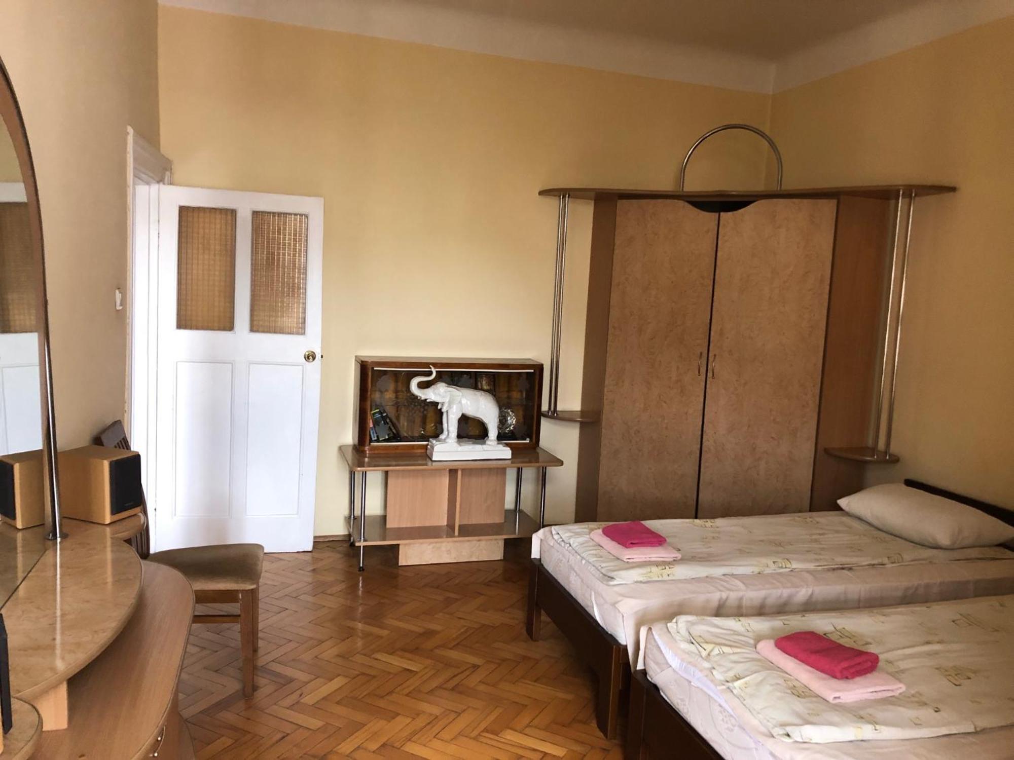 Apartment On Svobody Avenue Lviv Kültér fotó