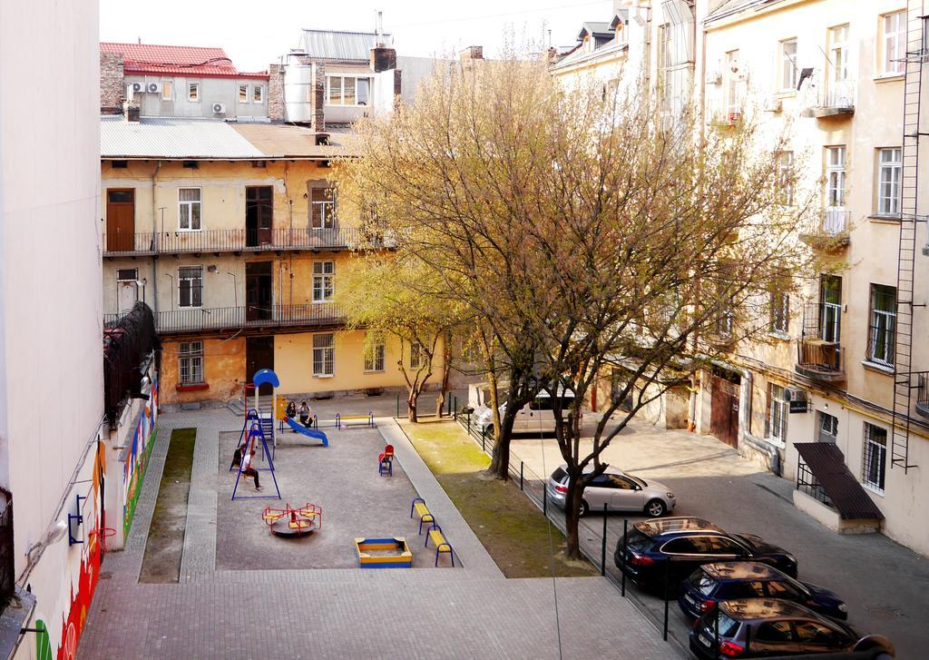Apartment On Svobody Avenue Lviv Kültér fotó